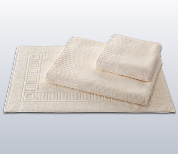 Ręcznik-dywanik 50/70 cm Imperial 104/ kremowy